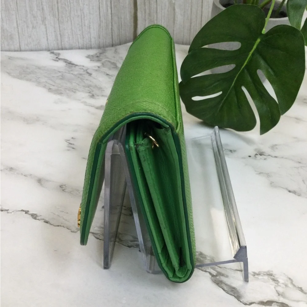 GUC MCM Green Leather Continental Wallet with Gold Accents